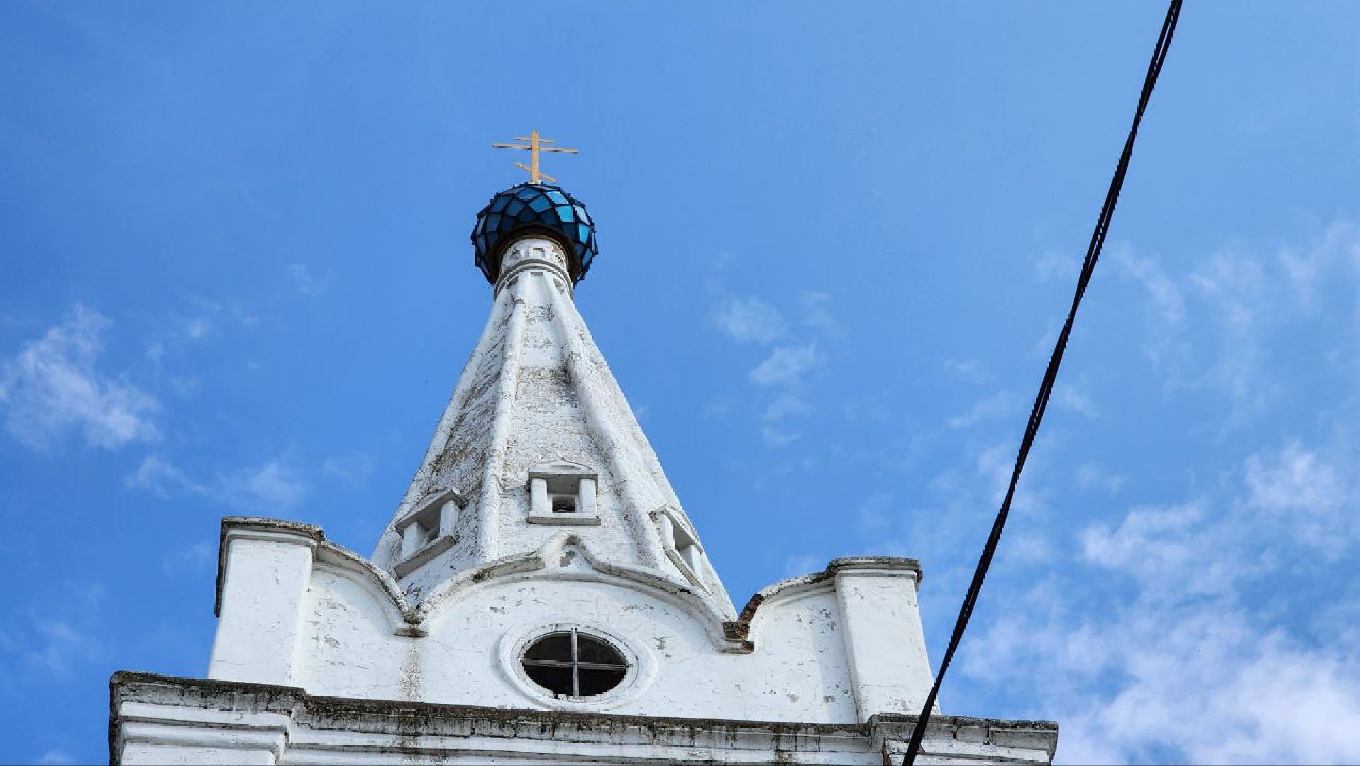 Луховицы,  субботник в храме,