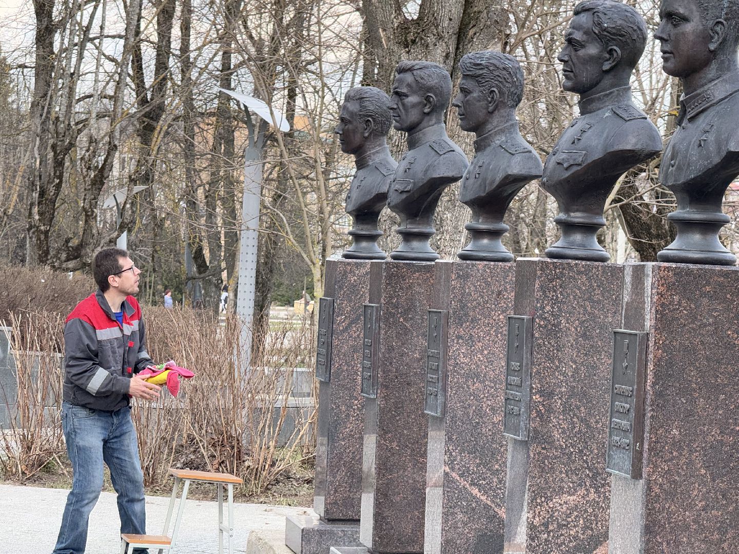 шаховская, забота о памятниках, акция, волонтеры,