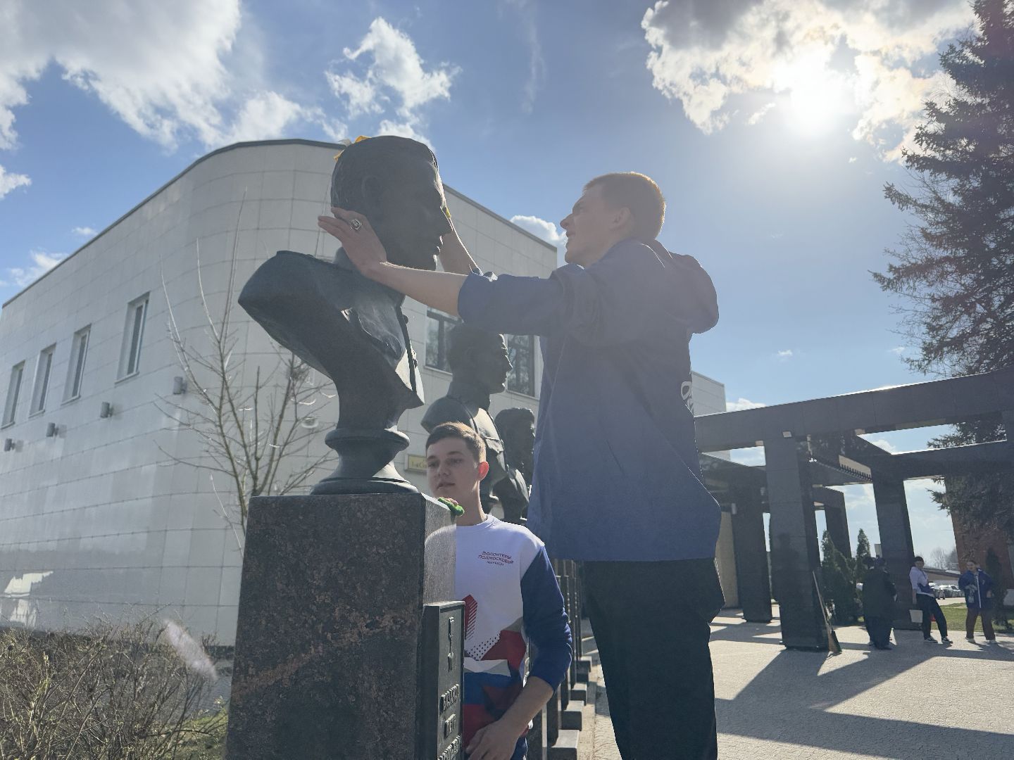 шаховская, забота о памятниках, акция, волонтеры,