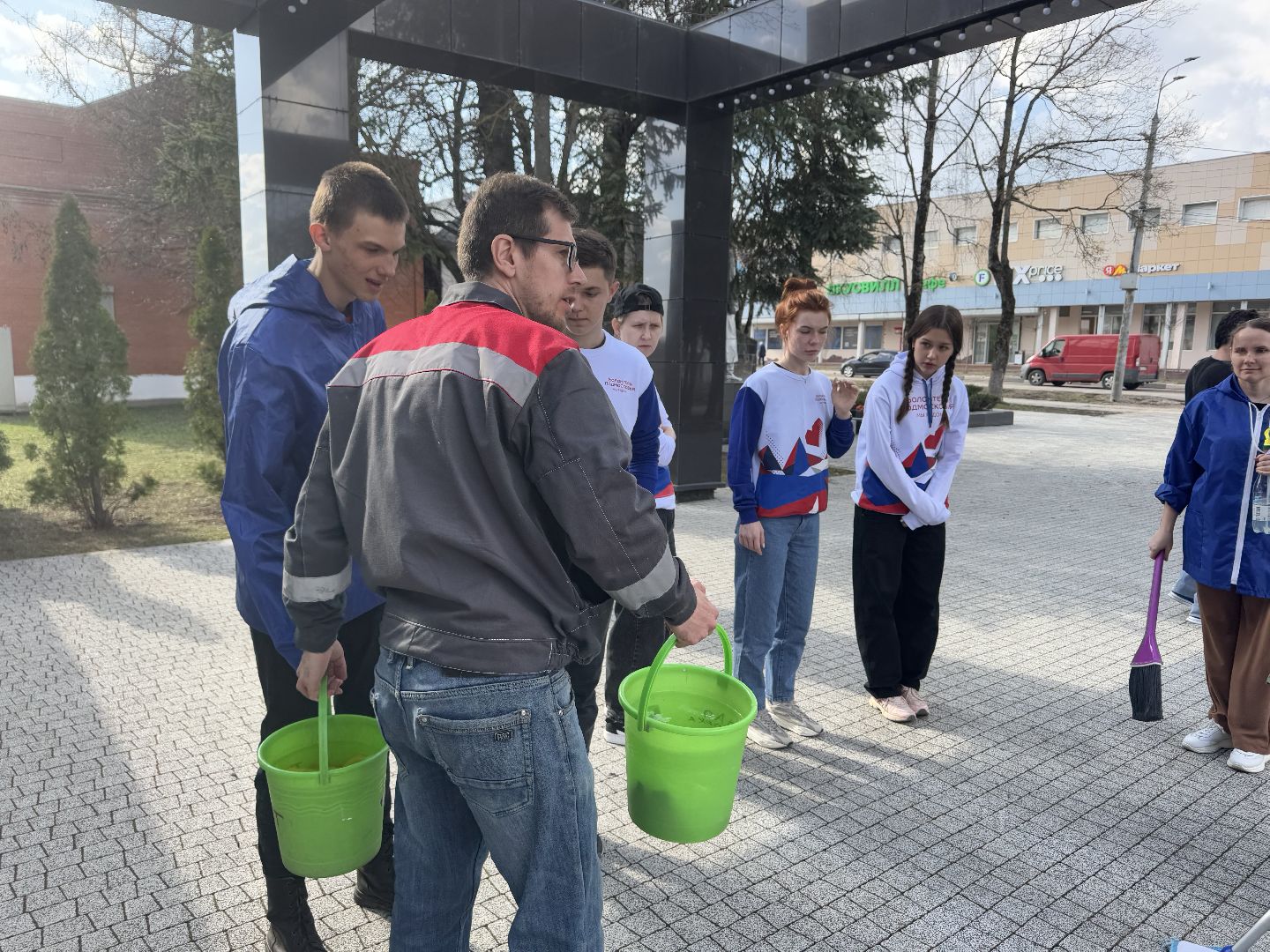 шаховская, забота о памятниках, акция, волонтеры,