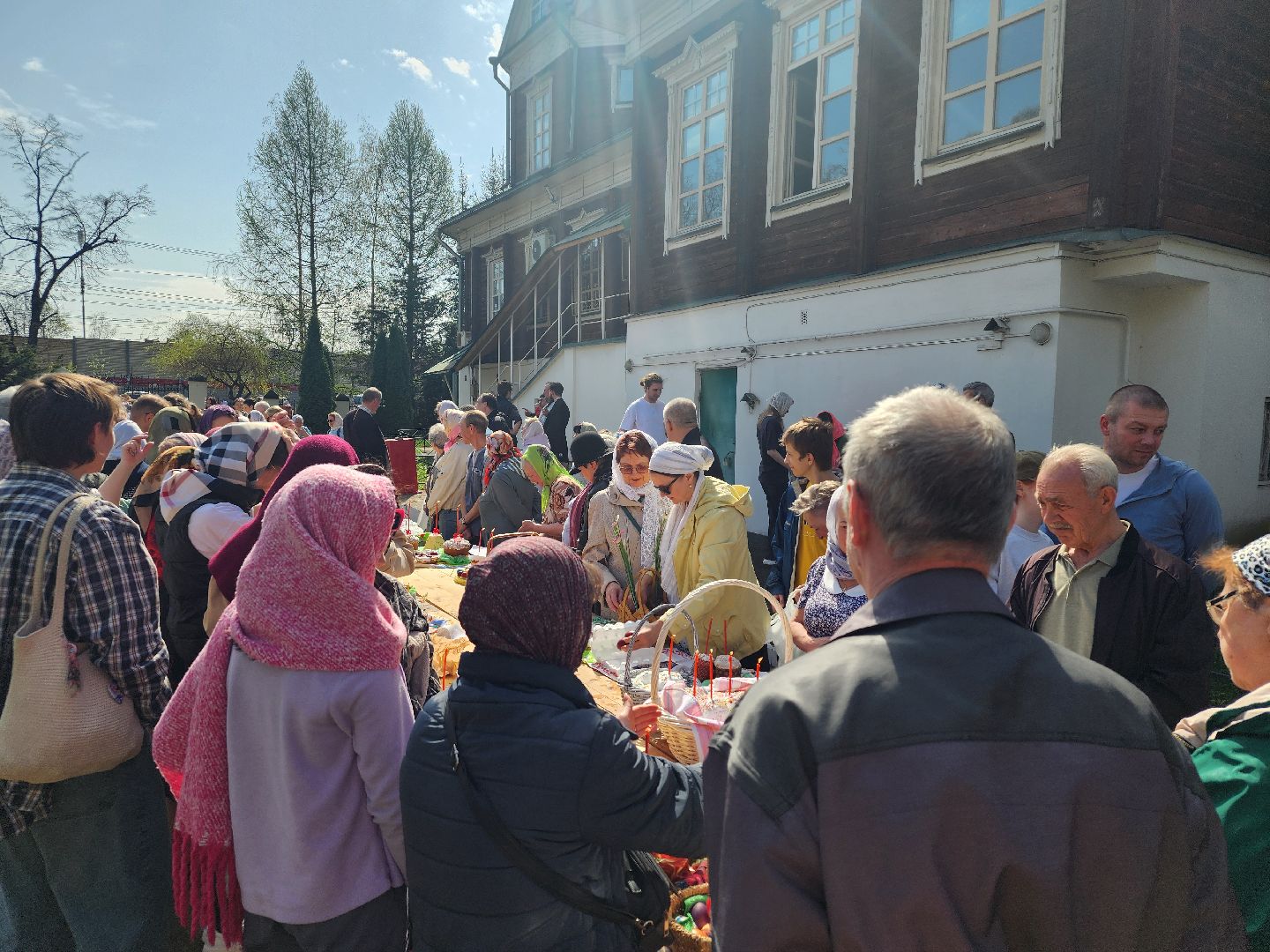 мытищи, Освещение куличей,