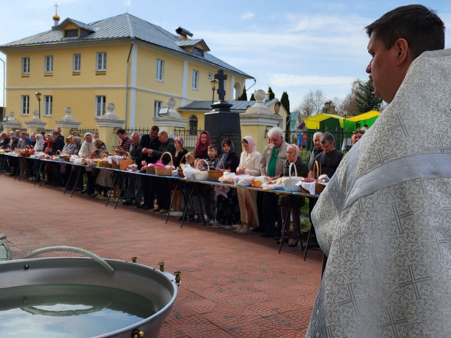 Чехов, Пасха, Великая Суббота, освящение куличей, освящение яиц, святая вода, праздничные богослужения, Анно-Зачатьевский храм,христианский праздник,
