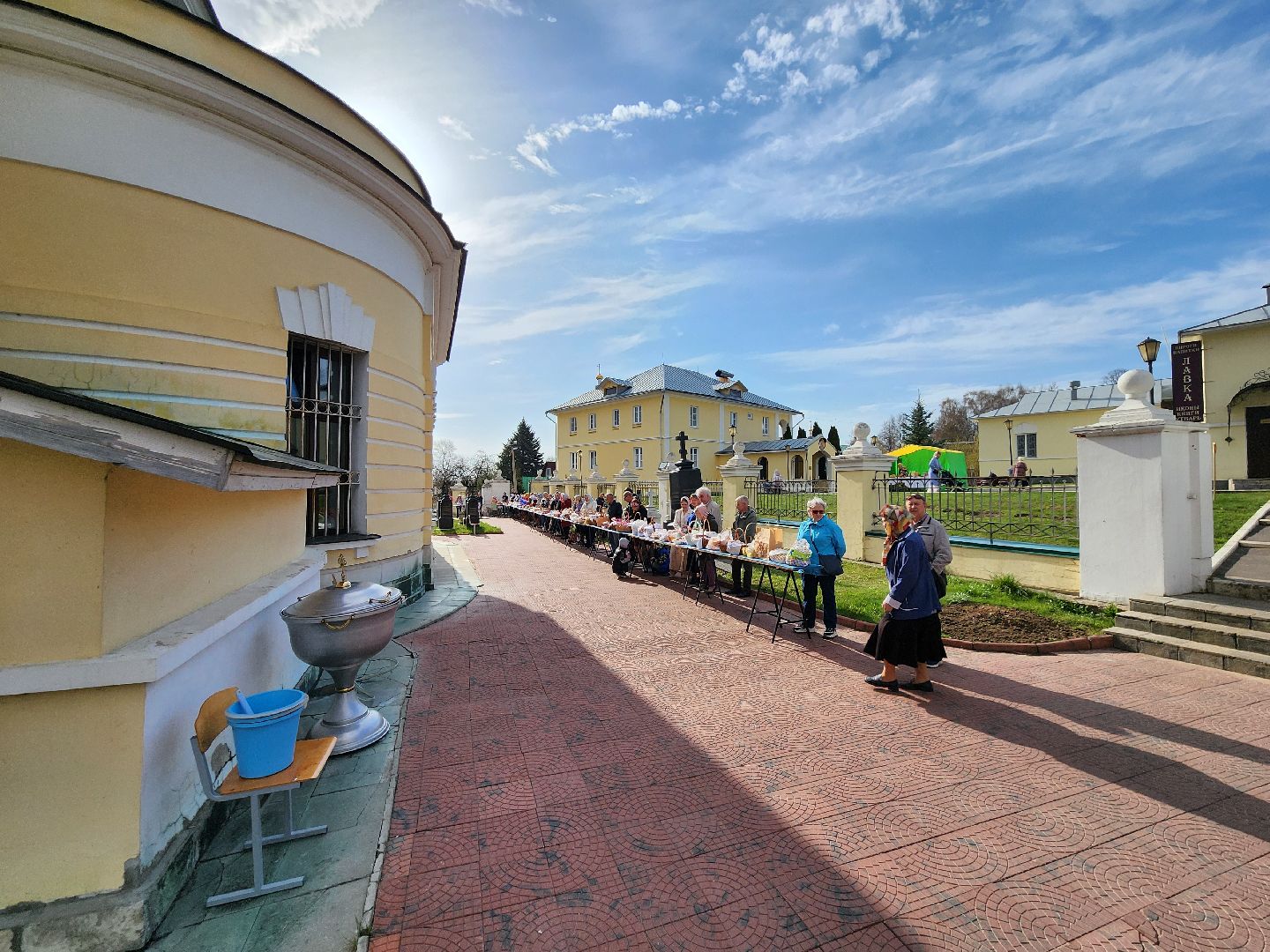 Чехов, Пасха, Великая Суббота, освящение куличей, освящение яиц, святая вода, праздничные богослужения, Анно-Зачатьевский храм,христианский праздник,