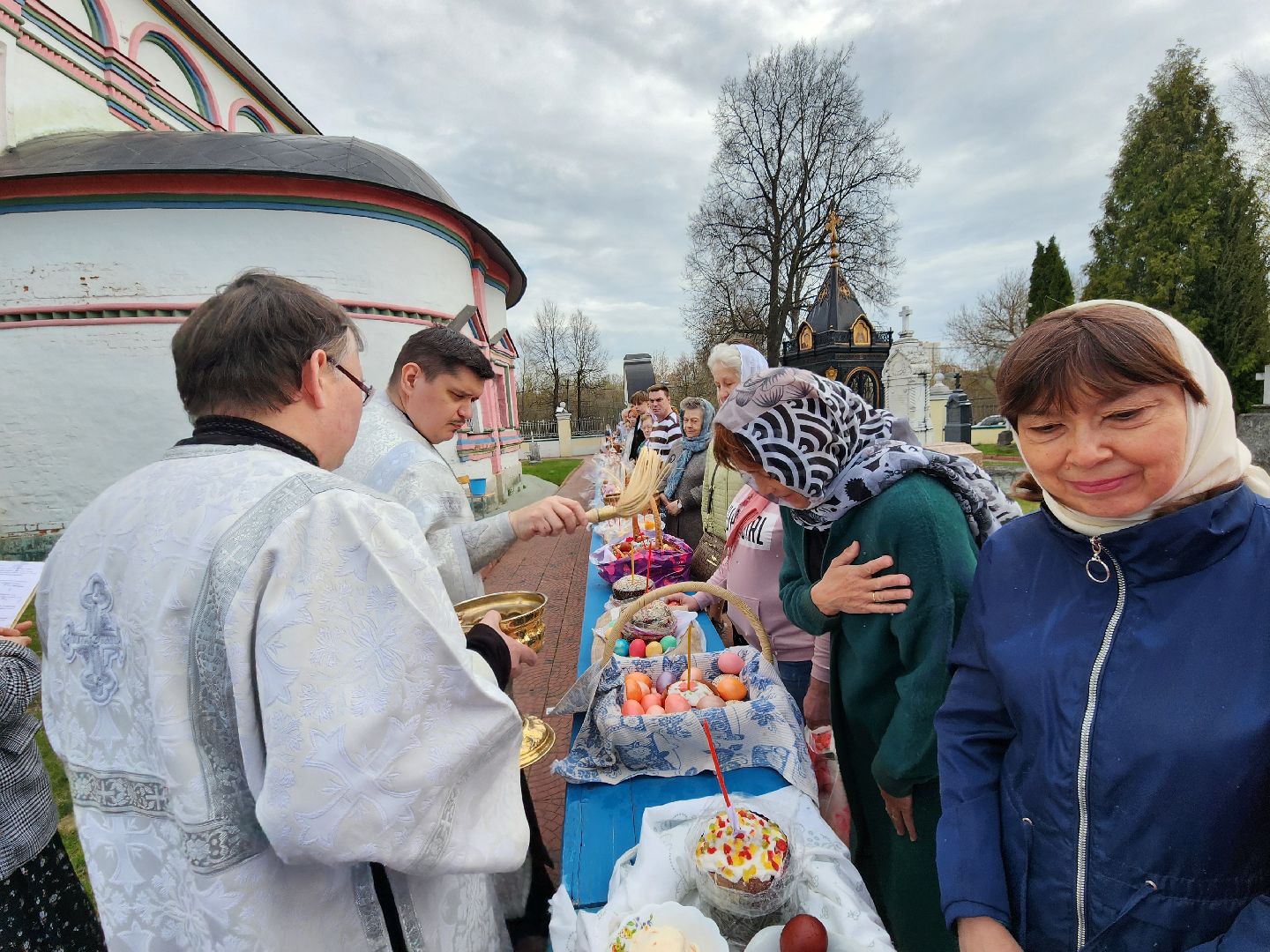 Чехов, Пасха, Великая Суббота, освящение куличей, освящение яиц, святая вода, праздничные богослужения, Анно-Зачатьевский храм,христианский праздник,