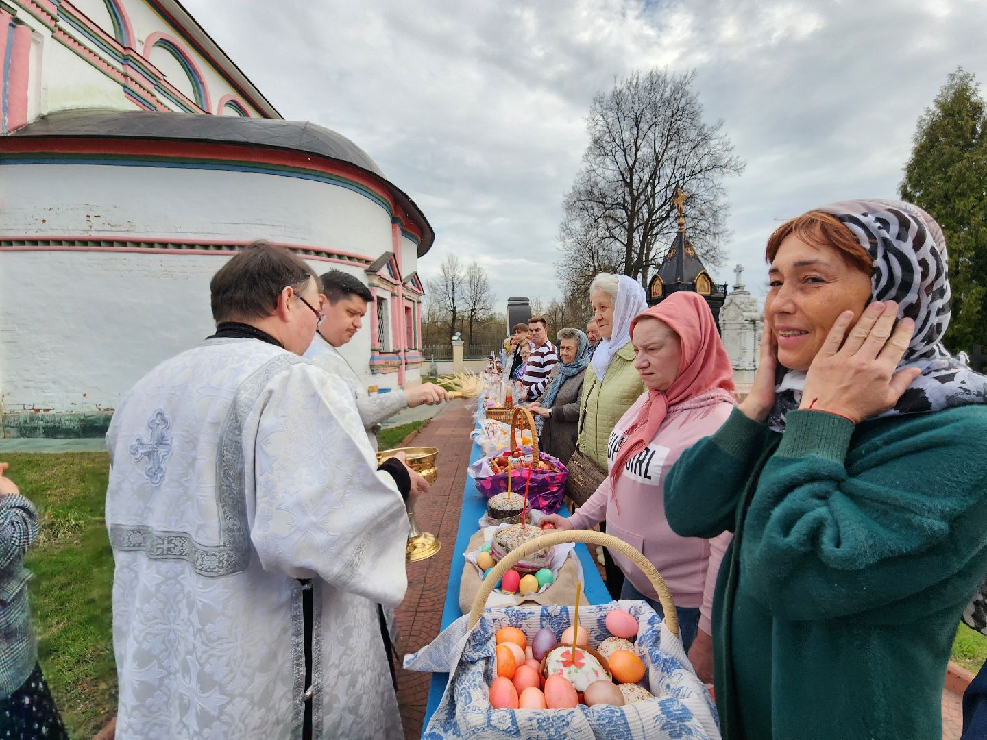 Чехов, Пасха, Великая Суббота, освящение куличей, освящение яиц, святая вода, праздничные богослужения, Анно-Зачатьевский храм,христианский праздник,