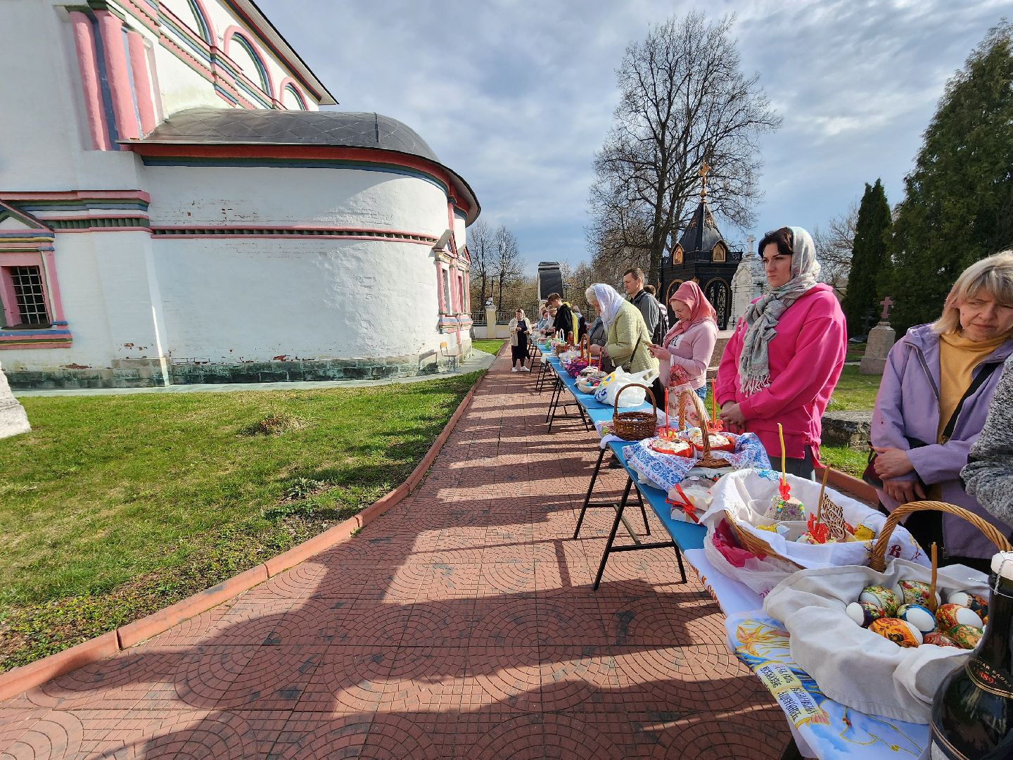 Чехов, Пасха, Великая Суббота, освящение куличей, освящение яиц, святая вода, праздничные богослужения, Анно-Зачатьевский храм,христианский праздник,