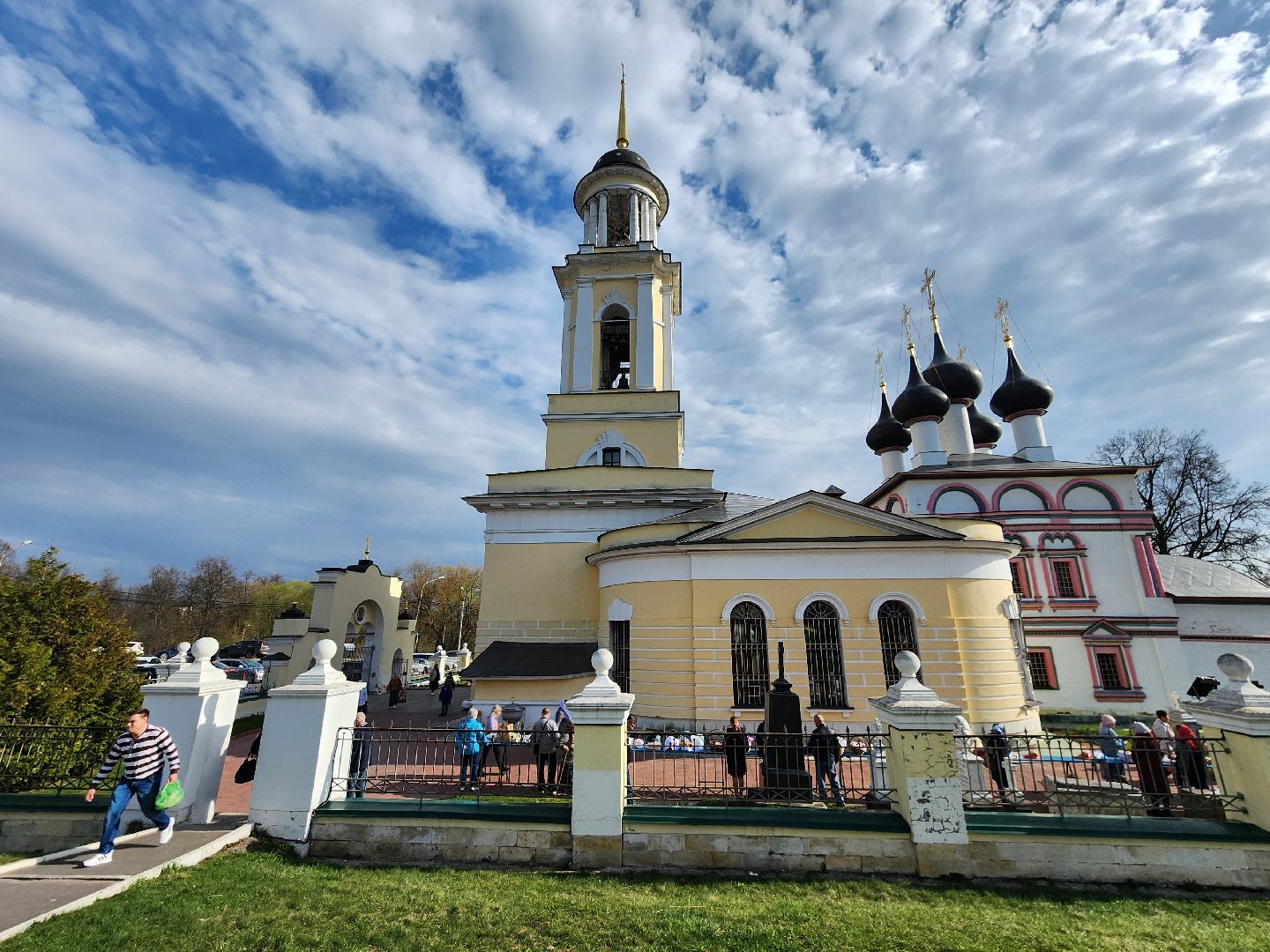 Чехов, Пасха, Великая Суббота, освящение куличей, освящение яиц, святая вода, праздничные богослужения, Анно-Зачатьевский храм,христианский праздник,