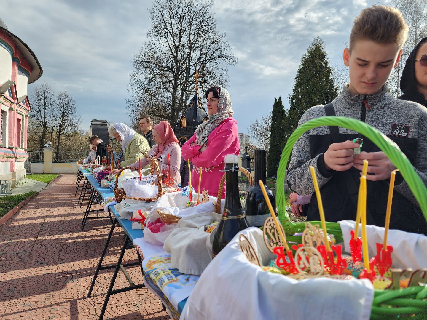 Чехов, Пасха, Великая Суббота, освящение куличей, освящение яиц, святая вода, праздничные богослужения, Анно-Зачатьевский храм,христианский праздник,