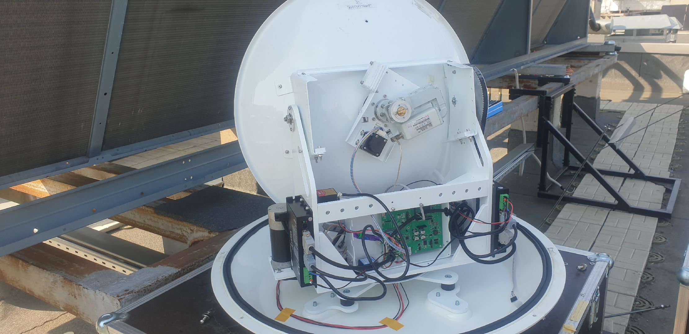 Долгопрудный, терминал связи, спутник, контроллер