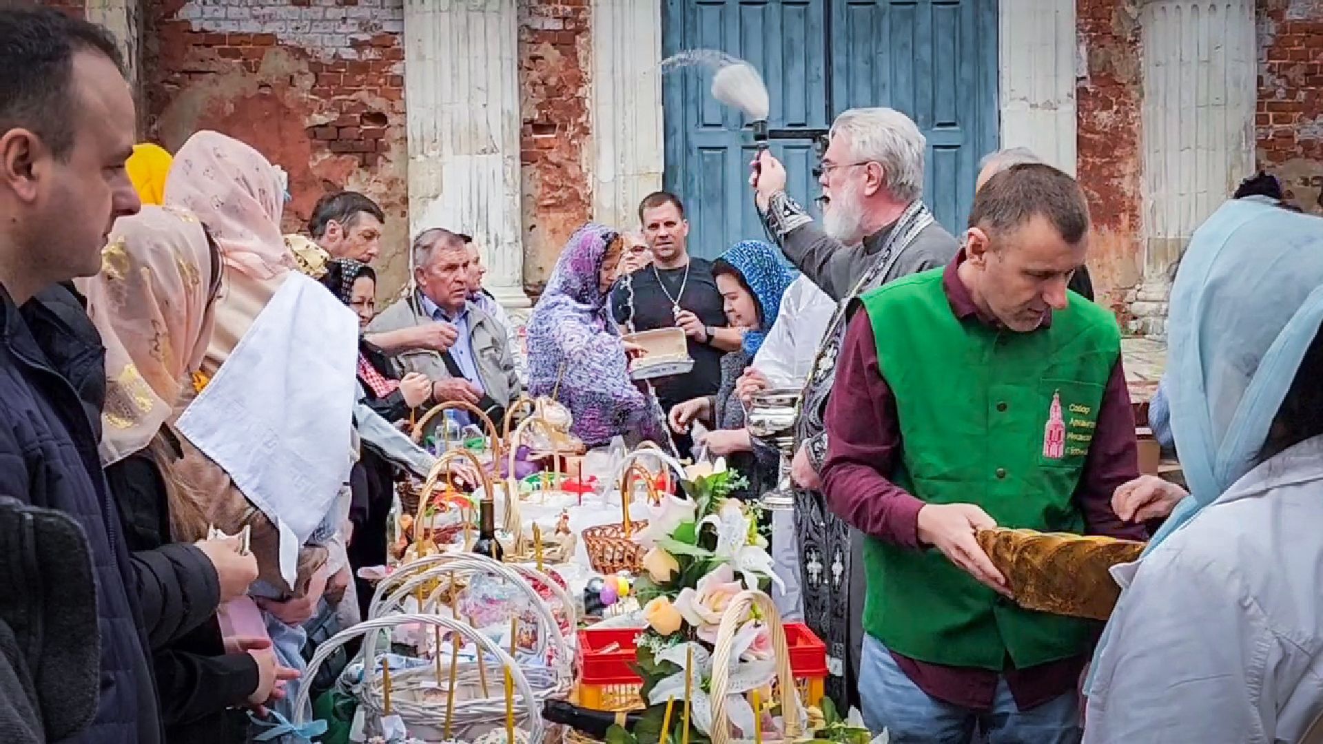 бронницы , пасха, освящение куличей,