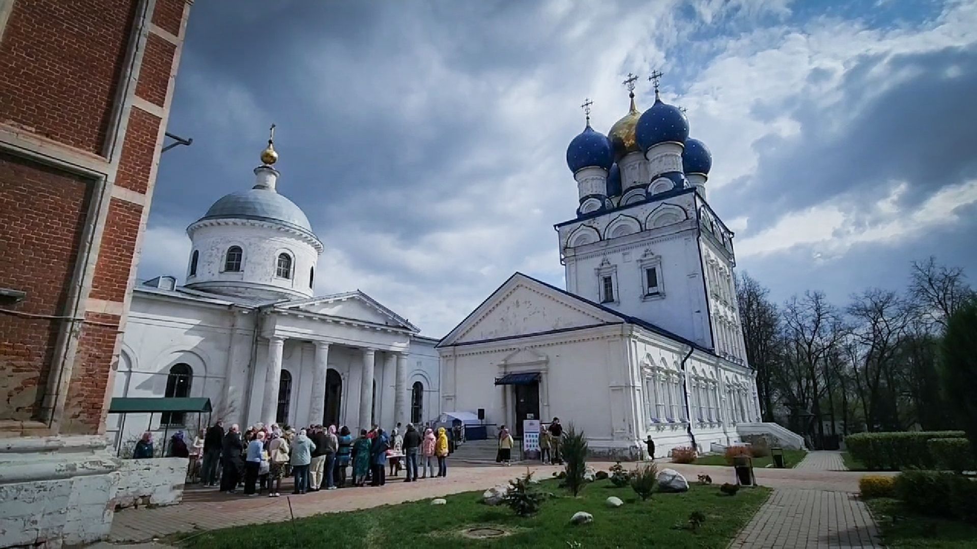 бронницы , пасха, освящение куличей,
