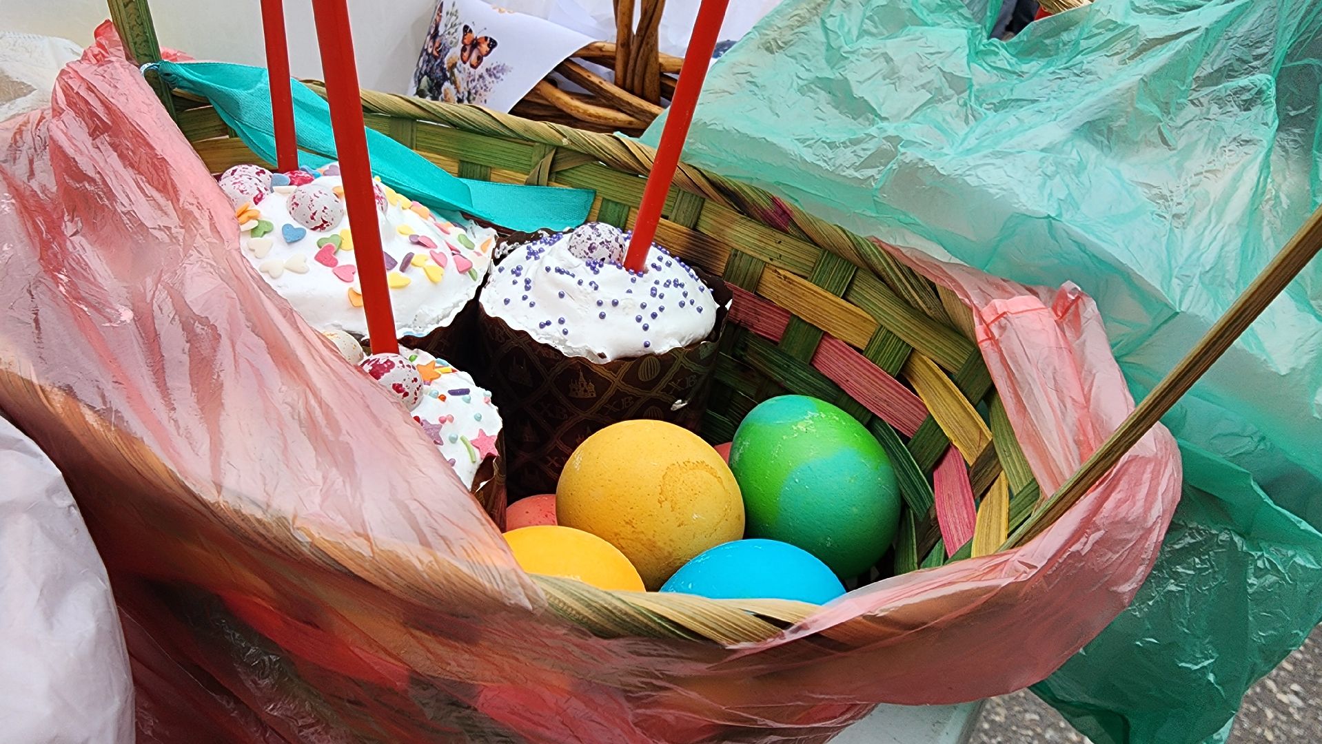 домодедово, пасха, кулич, освящение куличей, святая вода, церковь, собор, храм,