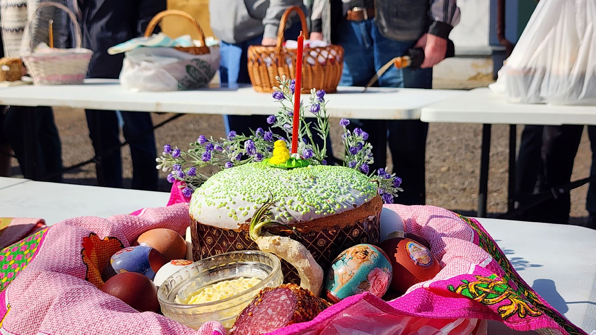 Пасха, освящение куличей,  Троицкий храм, Старая Купавна, Богородский городской округ,