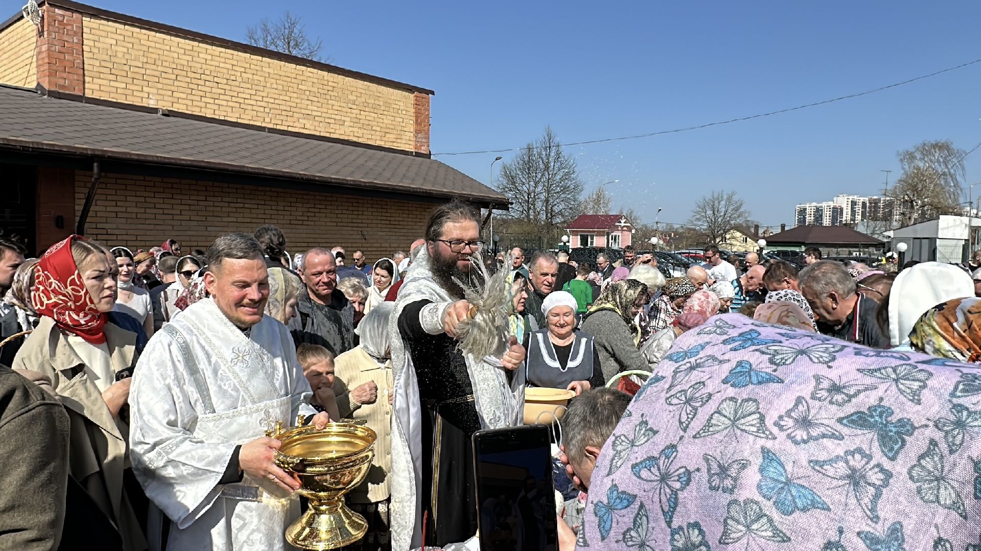 храм петра и павла, сергиев посад, освящение куличей, религия, пасха,