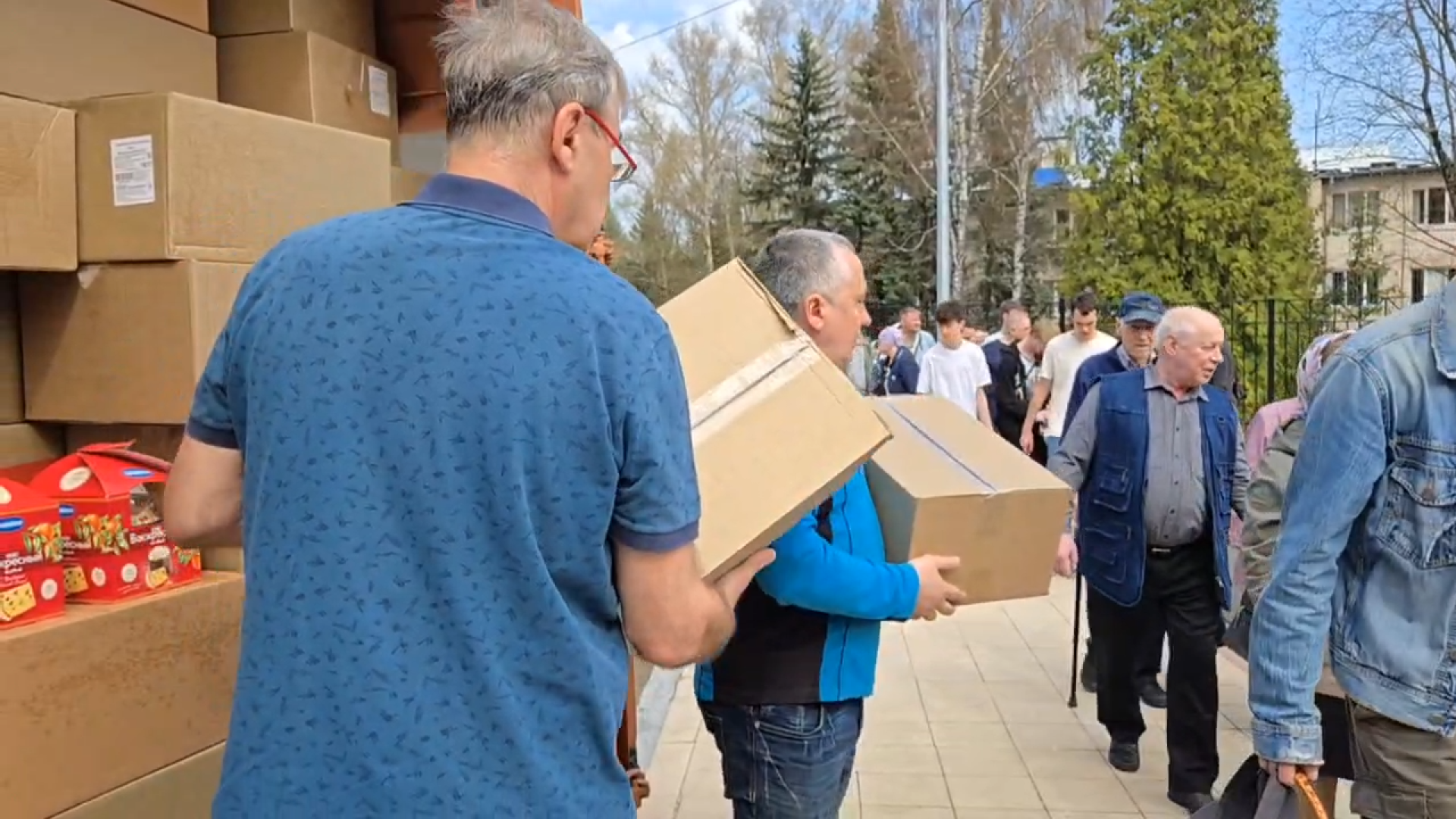 праздник пасхи, светлая пасха, подарки в зону сво, гуманитарная помощь сво, власиха помощь сво,