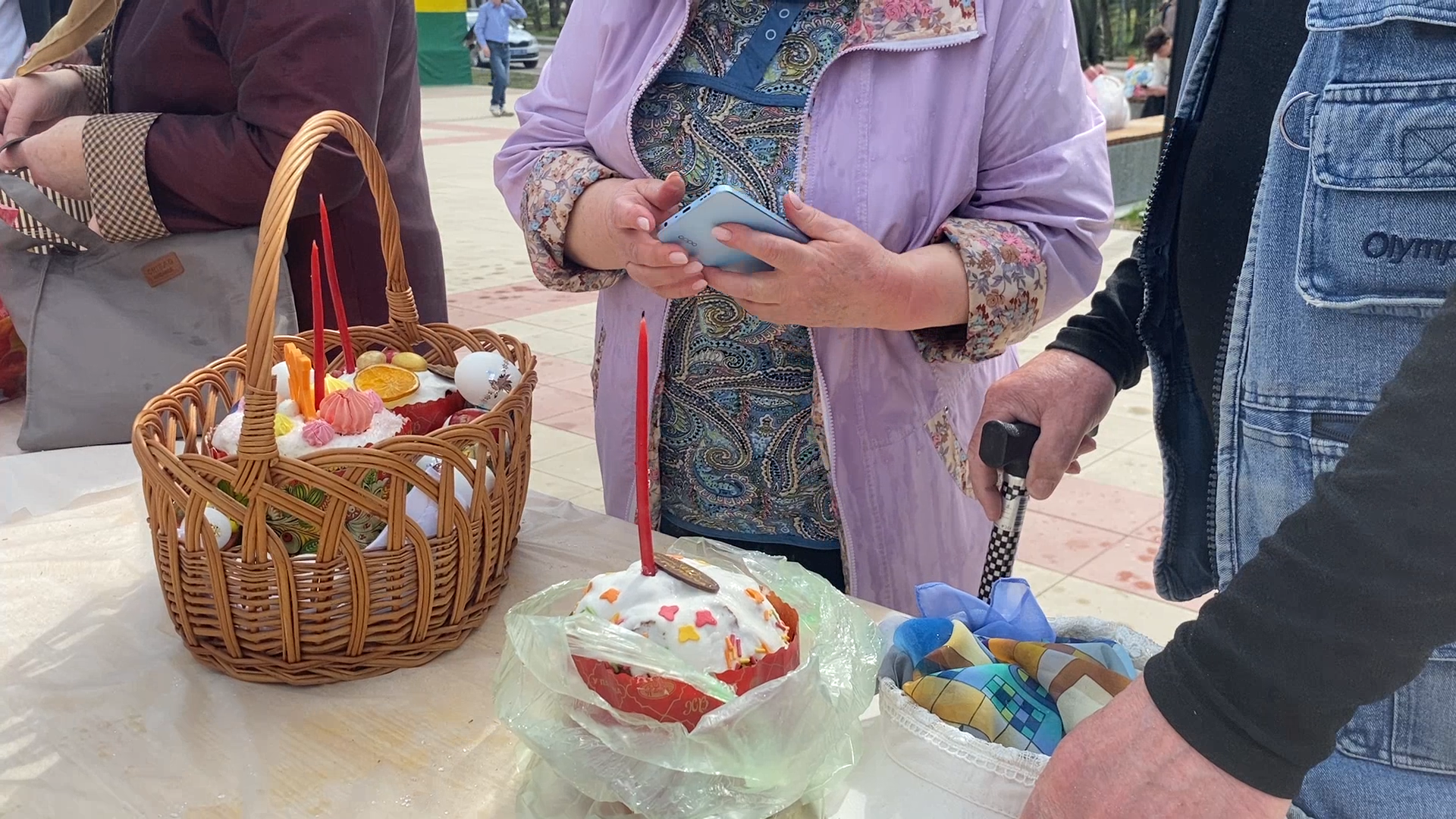 пасха во власихе, куличи для бойцов, куличи для военнослужащих, Освящение куличей, храм рвсн во власихе,