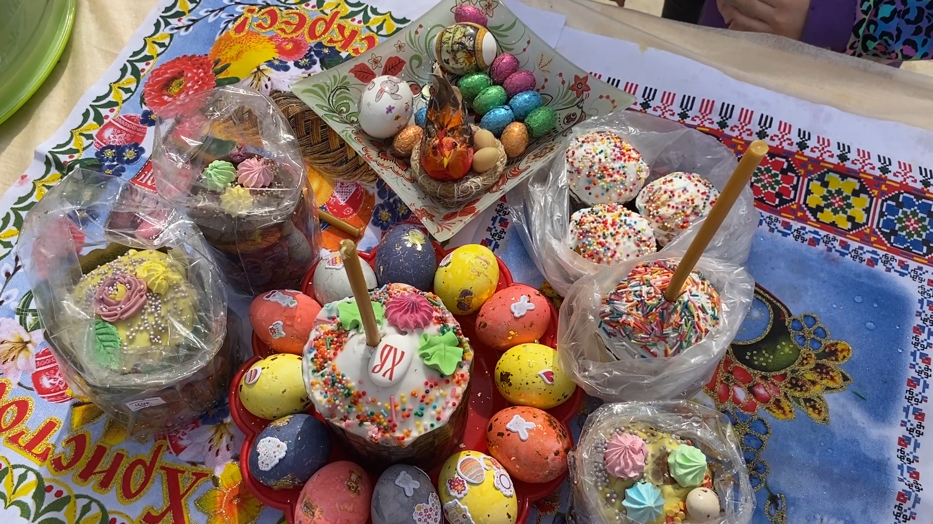 пасха во власихе, куличи для бойцов, куличи для военнослужащих, Освящение куличей, храм рвсн во власихе,