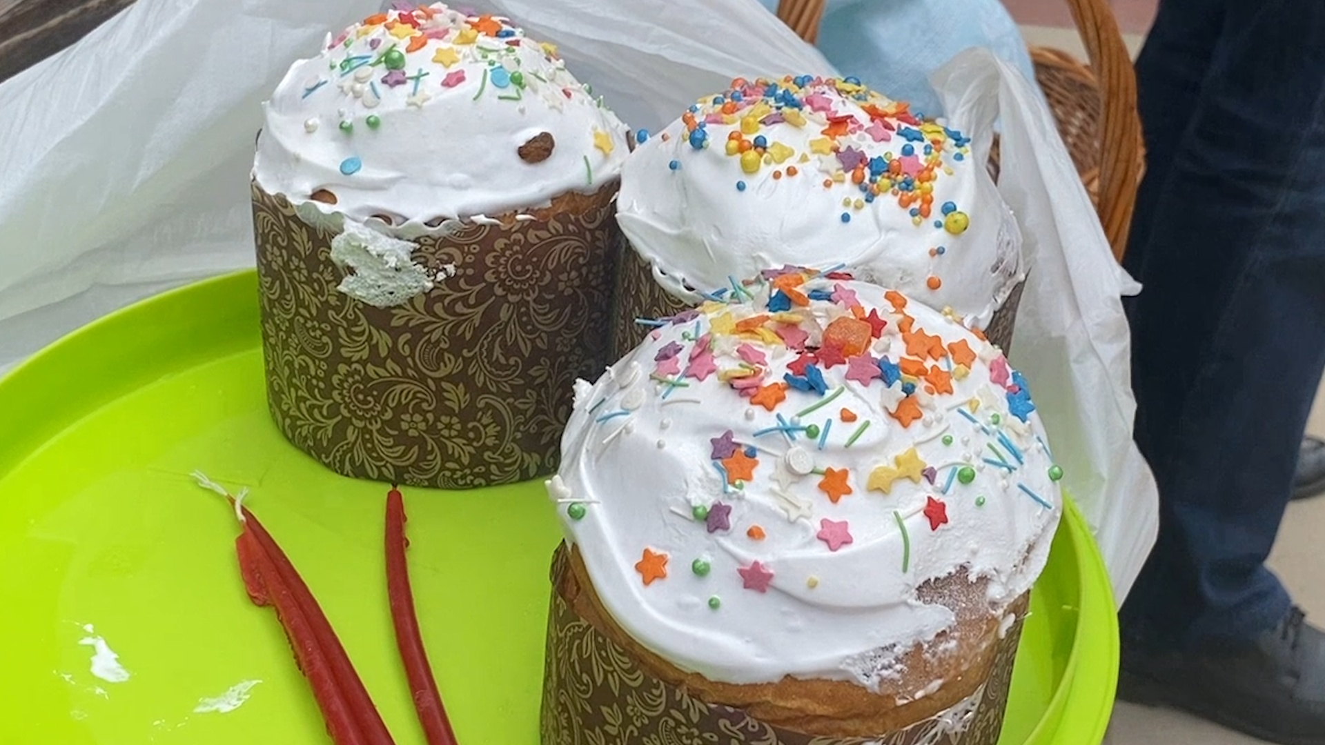 пасха во власихе, куличи для бойцов, куличи для военнослужащих, Освящение куличей, храм рвсн во власихе,