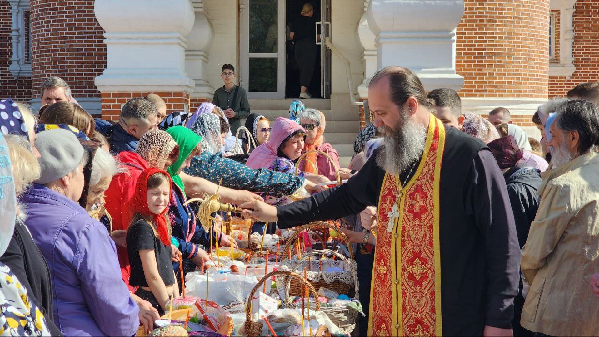 Дмитров, Пасха, Пасхальная ярмарка, Спасский храм,Фестиваль Фаворский свет,