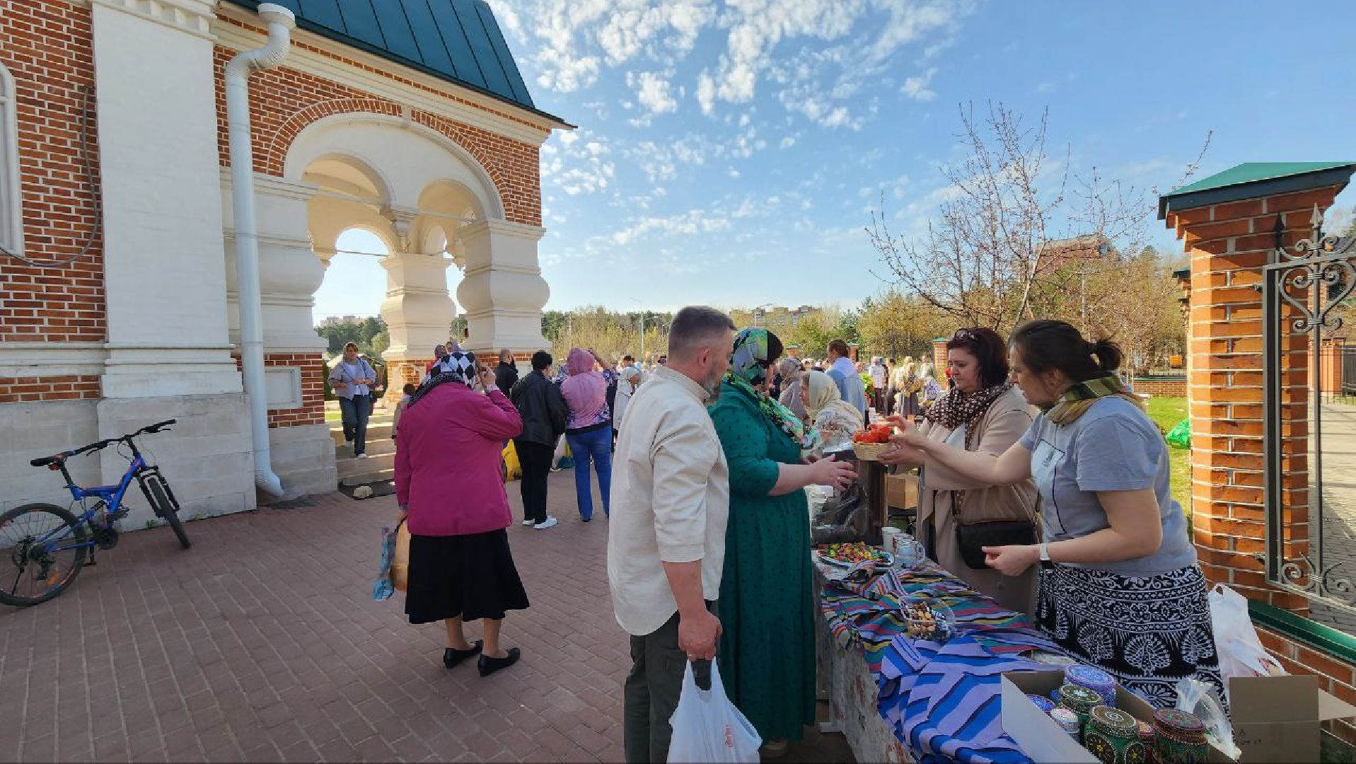 Дмитров, Пасха, Пасхальная ярмарка, Спасский храм,Фестиваль Фаворский свет,