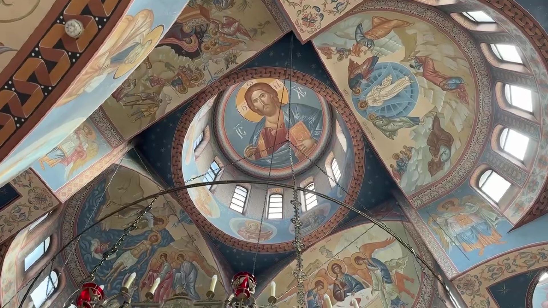 Реутов, пасха,  украшение храма, цветы, поклонение, служба,