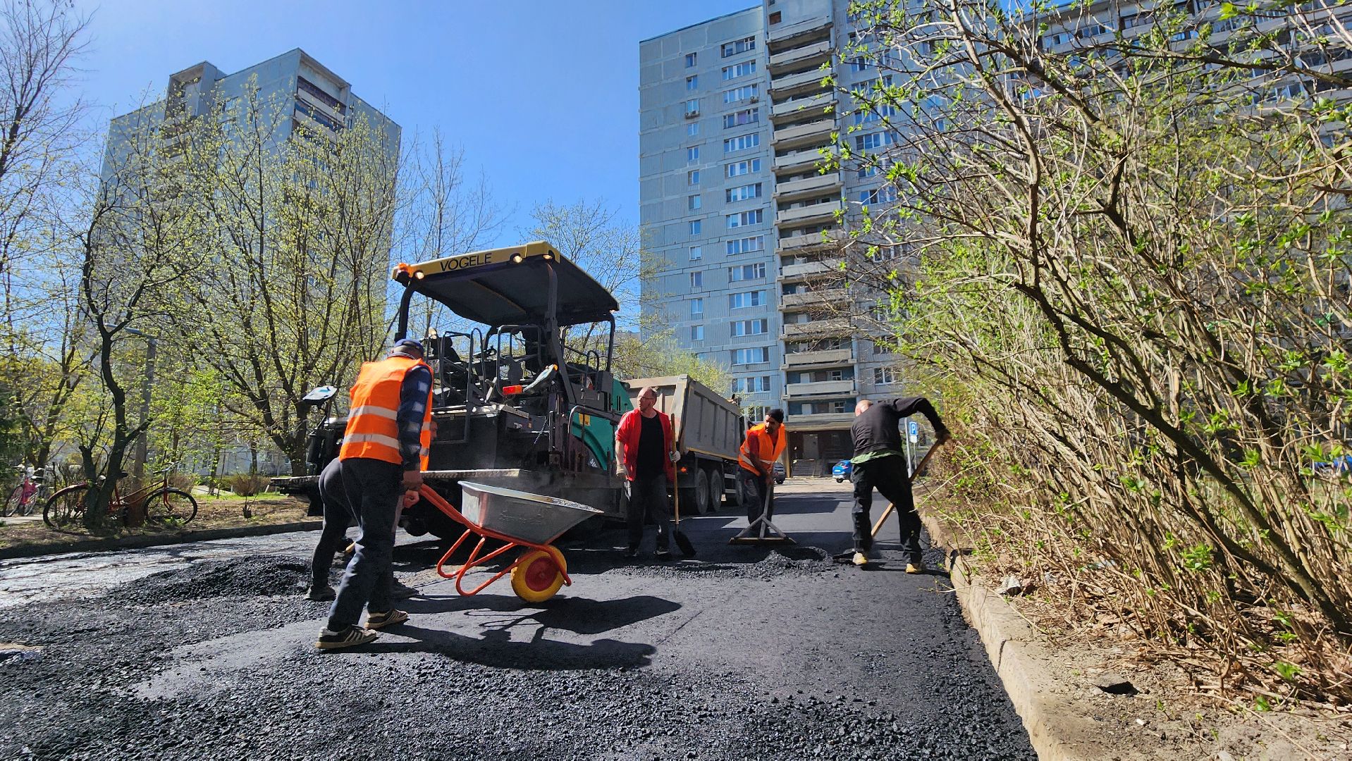 протвино, благоустройсво, асфальт во дворах,
