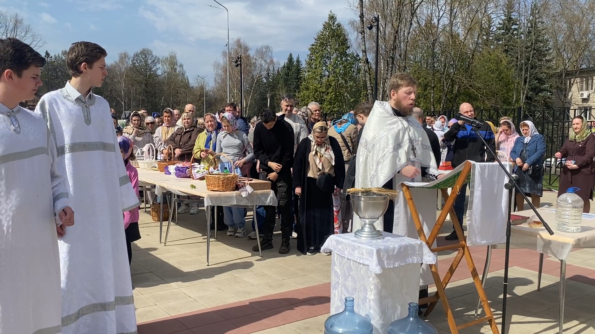 пасха, светлая пасха, праздник пасхи, освящение куличей, храм рвсн во власихе,