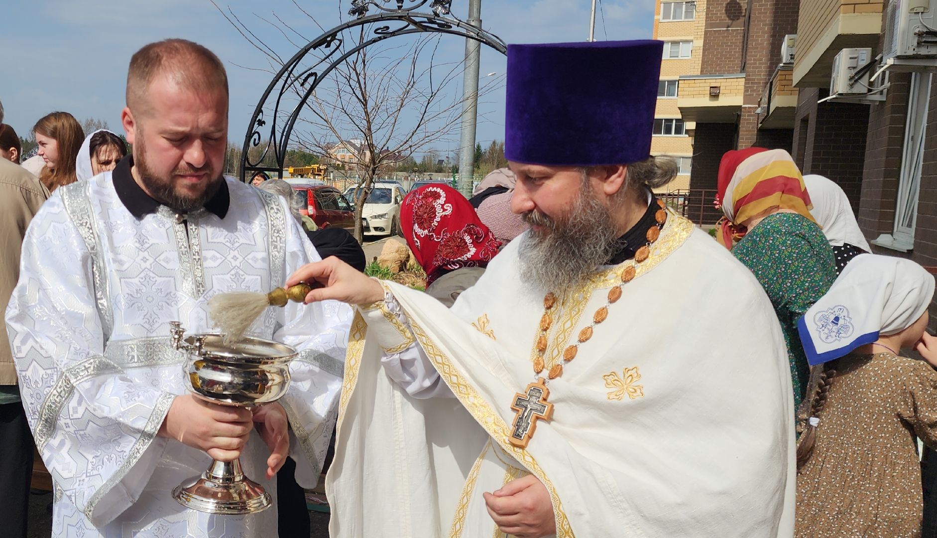 Звенигород, Религия, пасха, Общество ,