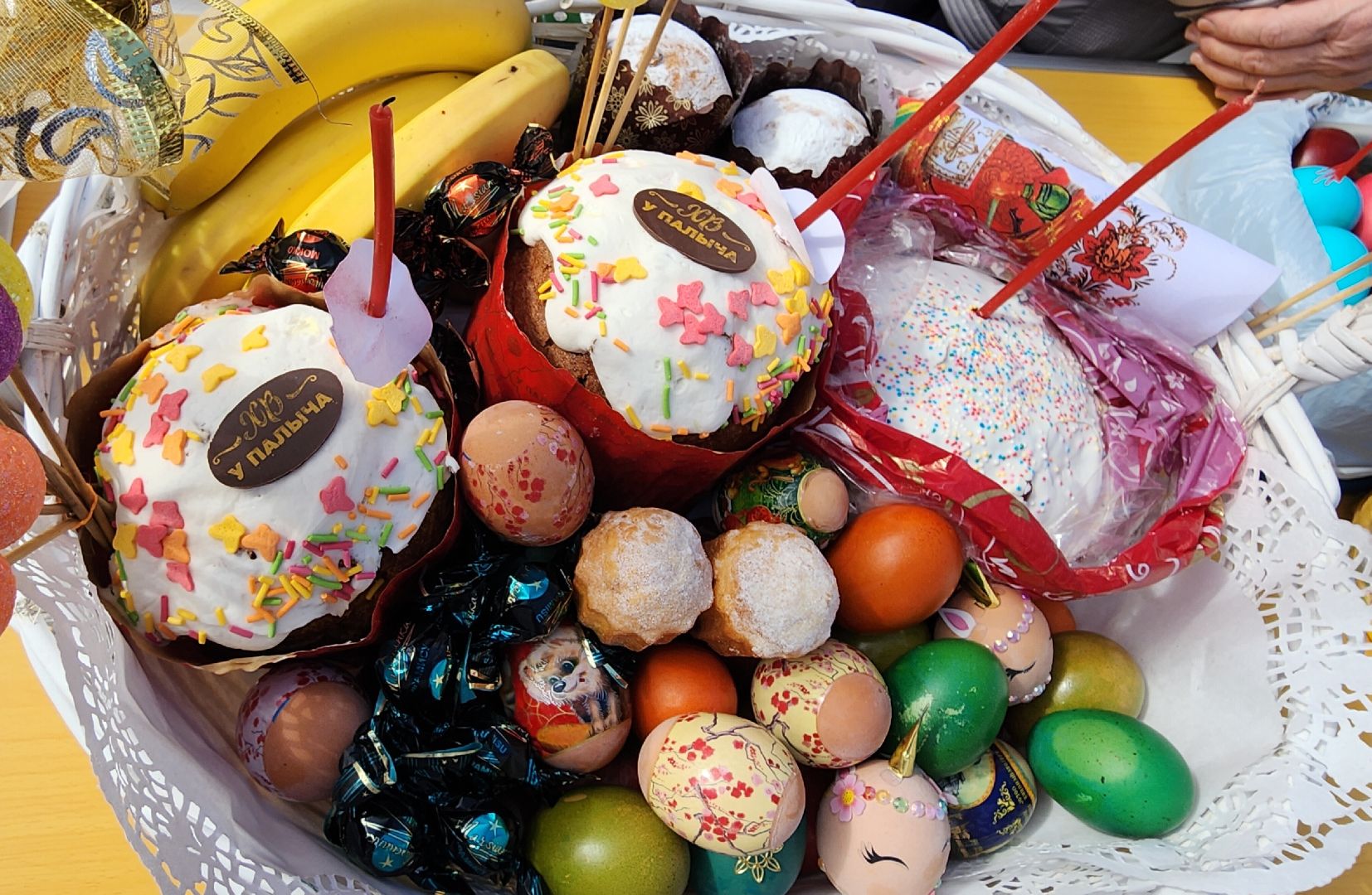 Звенигород, Религия, пасха, Общество ,