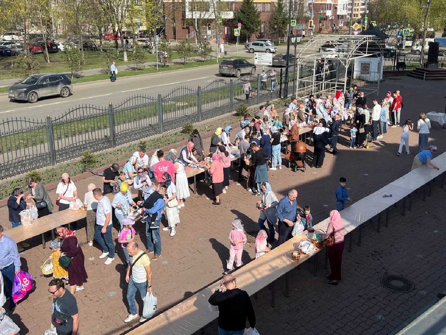 Реутов, куличи, крашенные яйца, Пасха,  освящение куличей,