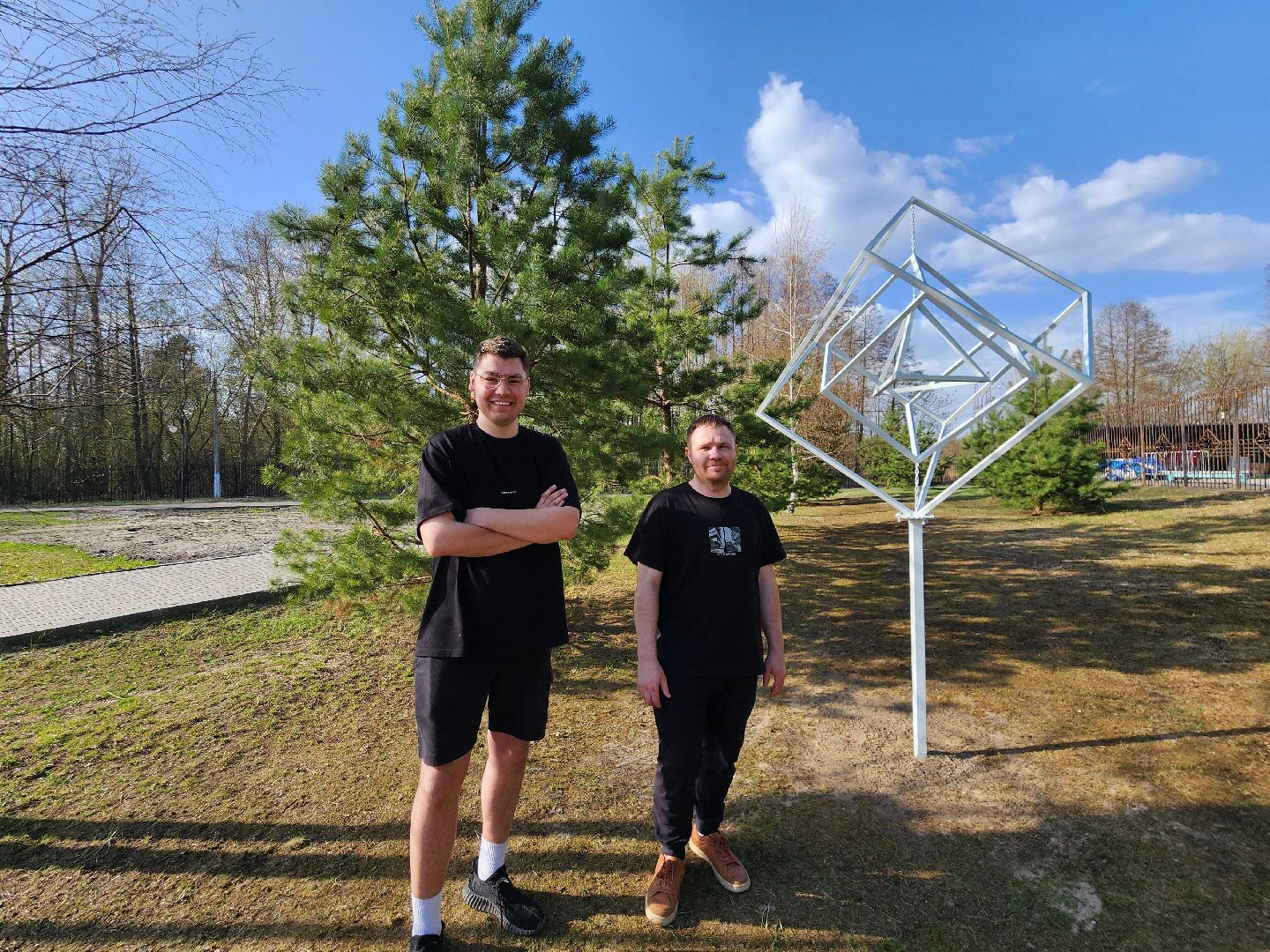 современное искусство, шатурский парк,арт-объект, космос,