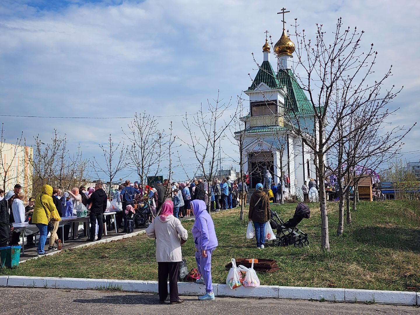 пасха 2025, шатура, никольский храм, куличи, куличи для военнослужащих,