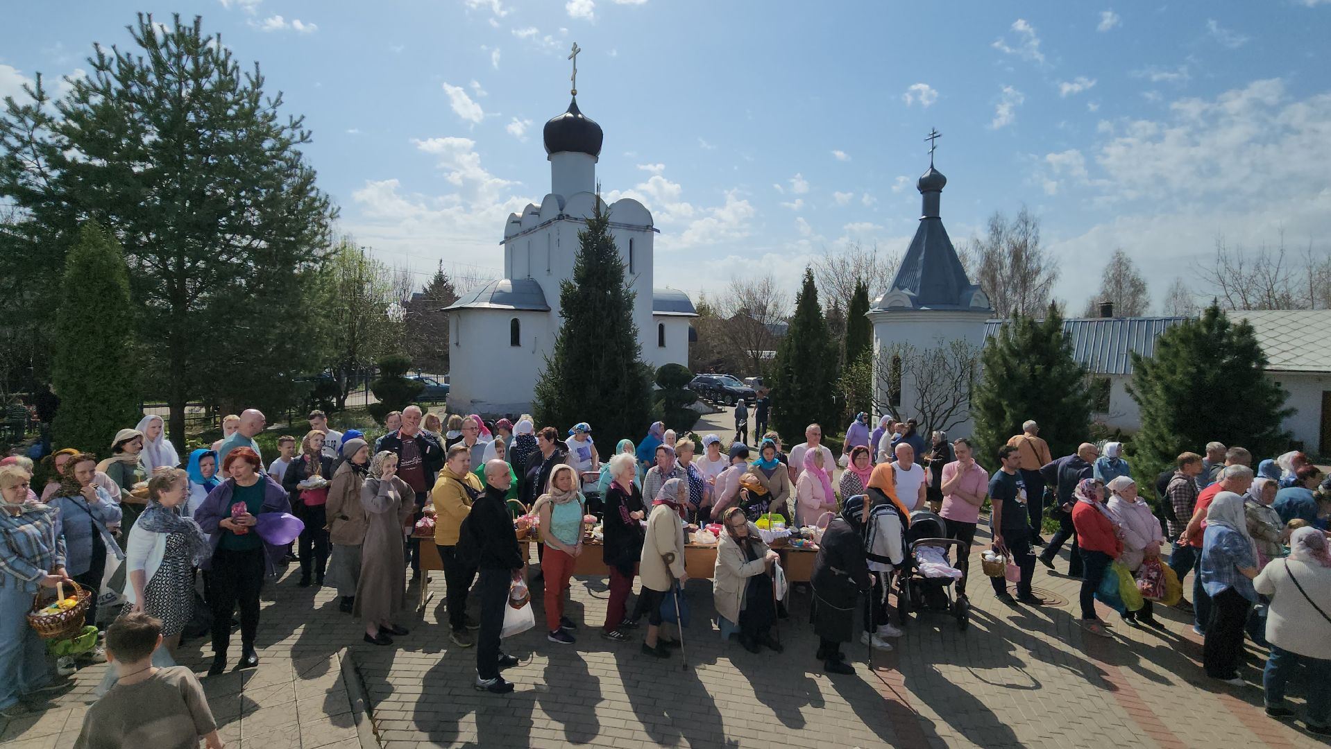 пушкино, храм, пасха, освящение куличей, христианский праздник, христос воскрес,