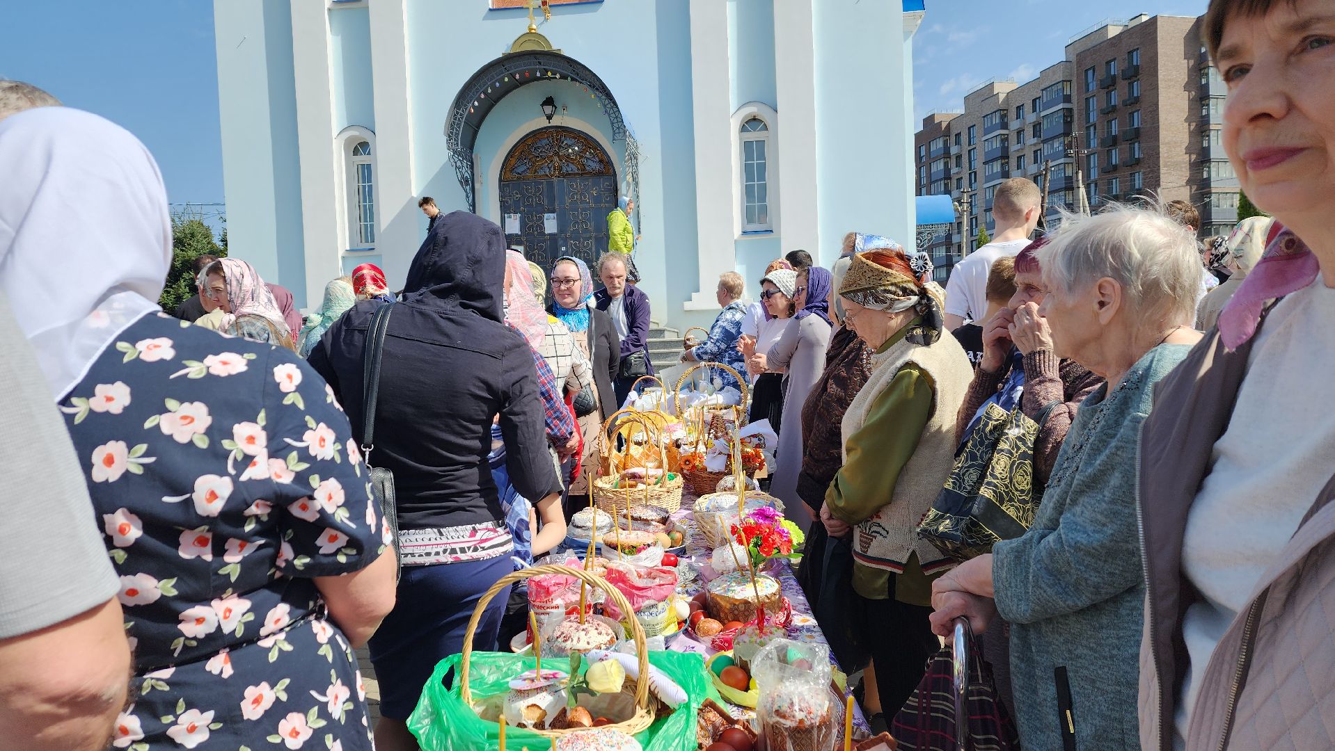 пушкино, храм, пасха, освящение куличей, христианский праздник, христос воскрес,