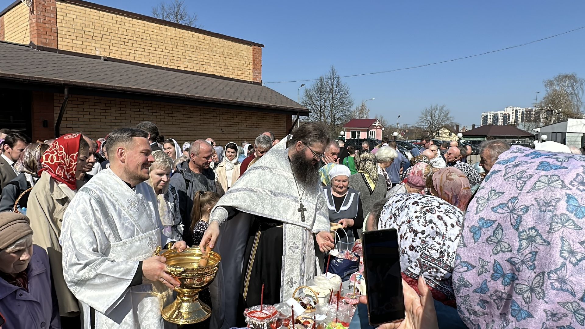 религия, сергиев посад, храм петра и павла, куличи,