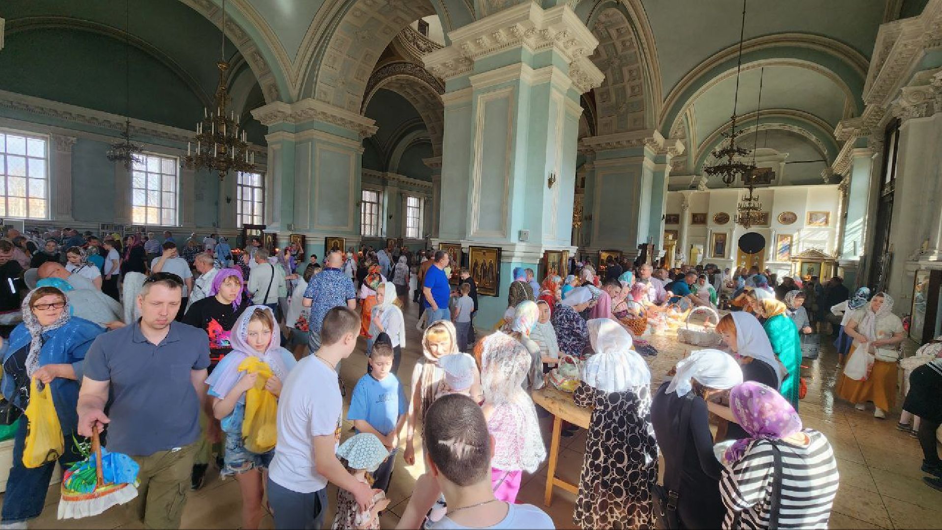 Дмитров, Яхрома, Троицкий собор в Яхроме, Пасха,