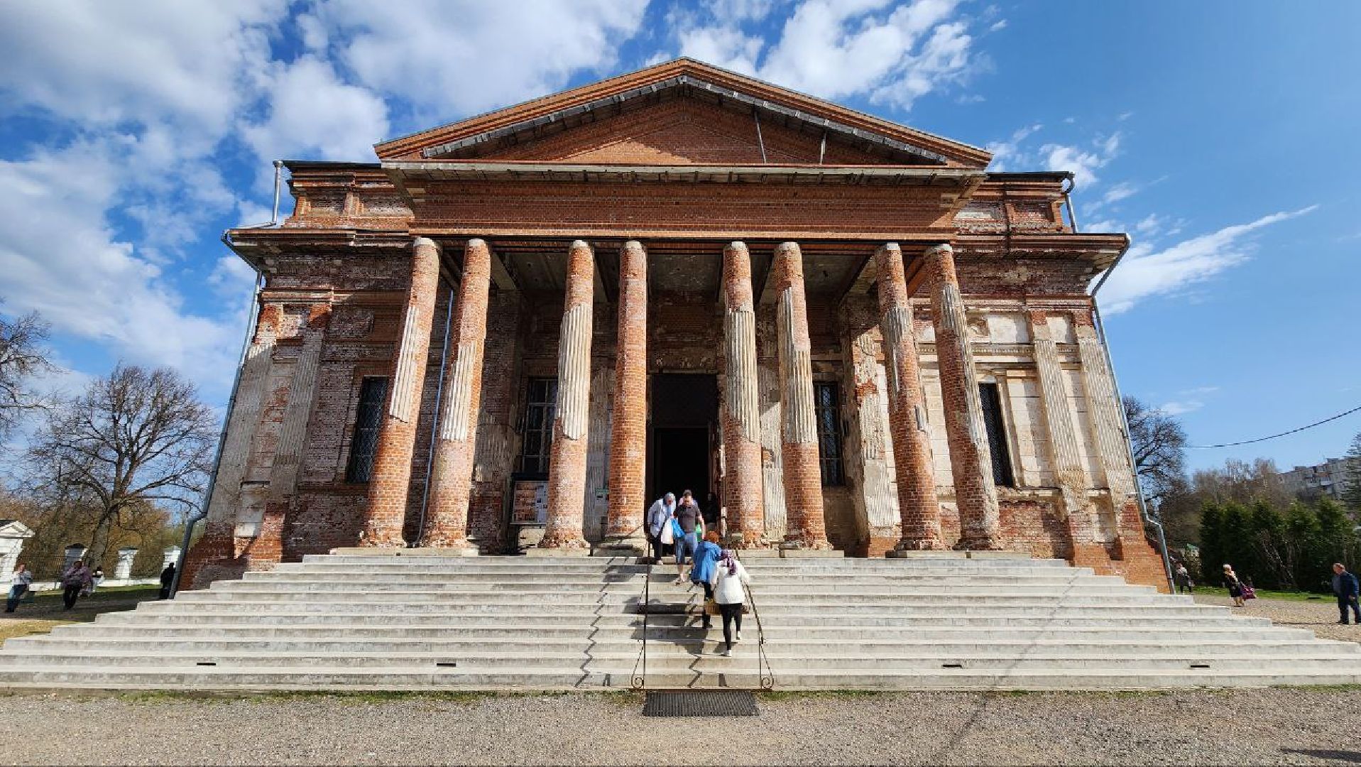 Дмитров, Яхрома, Троицкий собор в Яхроме, Пасха,