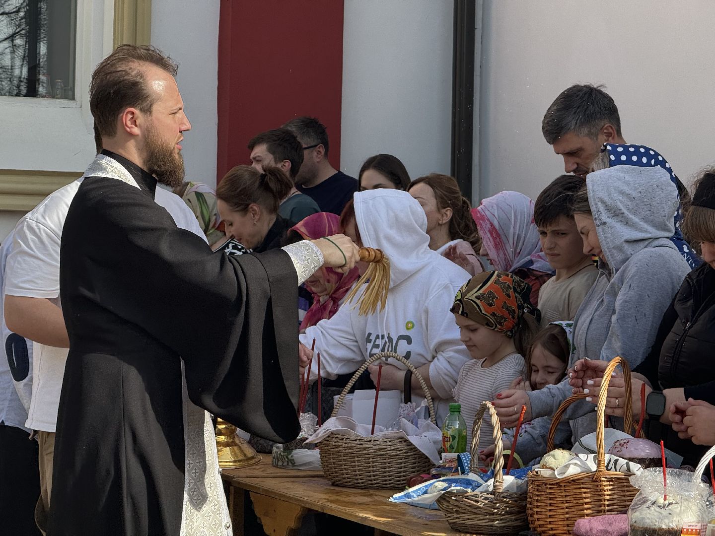 пасха, храм георгия победоносца, освещение куличей,