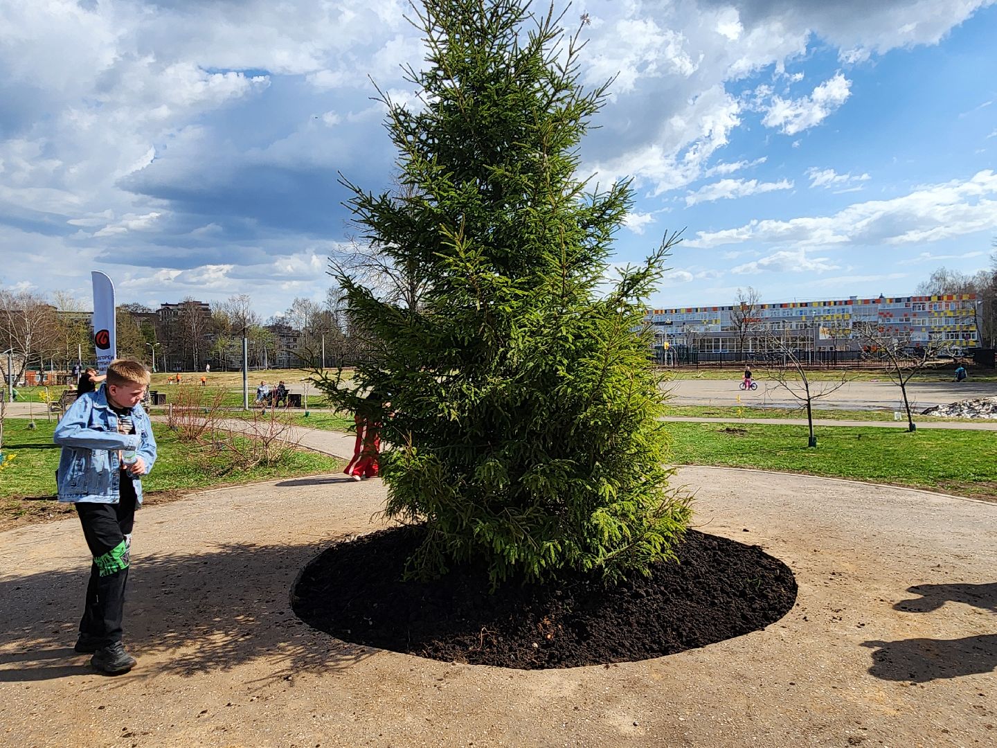 сергиев посад,  благоустройство, субботник,андрей мардасов, тимофей лагутин,