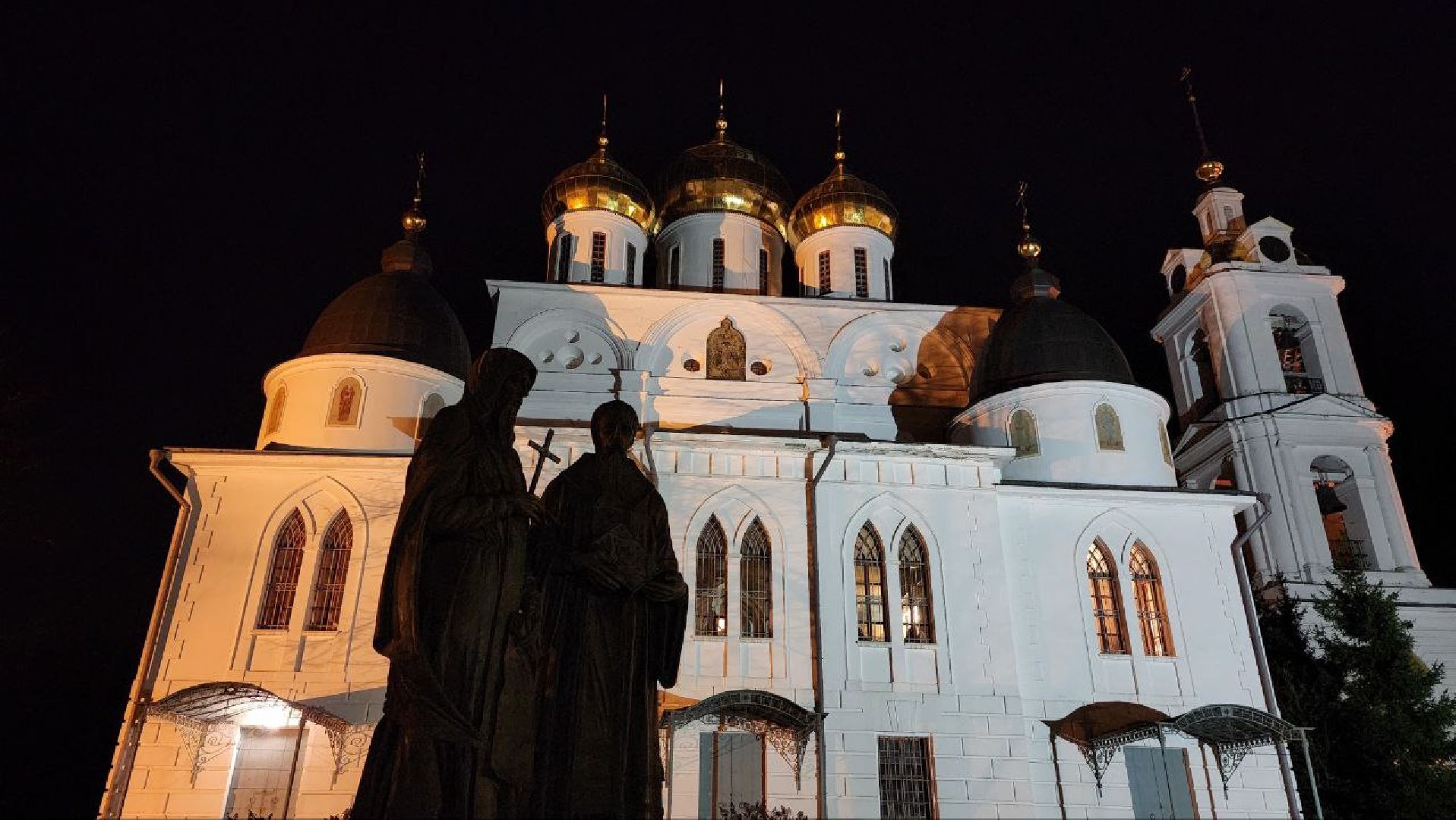 Дмитров, Успенский собор в Дмитрове, Пасха,