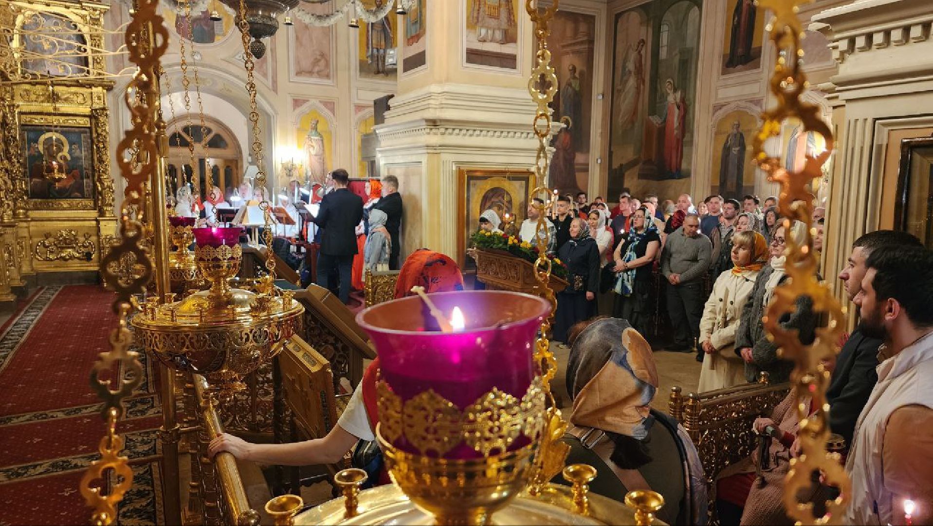 Дмитров, Успенский собор в Дмитрове, Пасха,