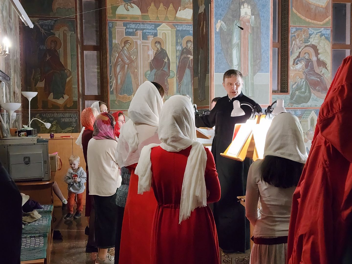 королёв, светлое христово воскресенье , храм рождества пресвятой богородицы,  пасхальная служба в королеве,