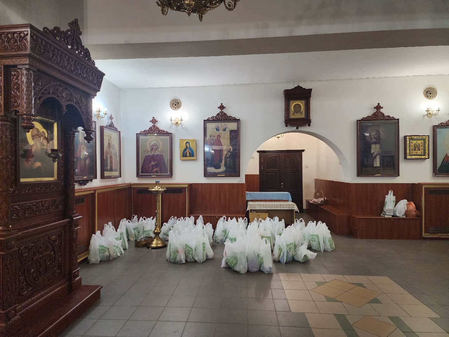 королёв, помощь нуждающимся в королеве, светлое христово воскресенье , пасхальная неделя,