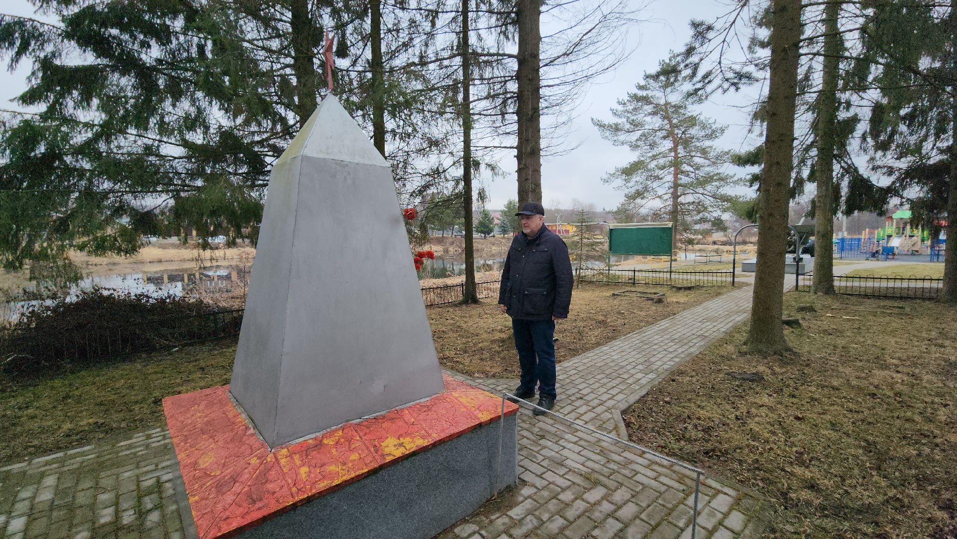 серпухов, деревня каменка, памятник вов в деревне каменка,