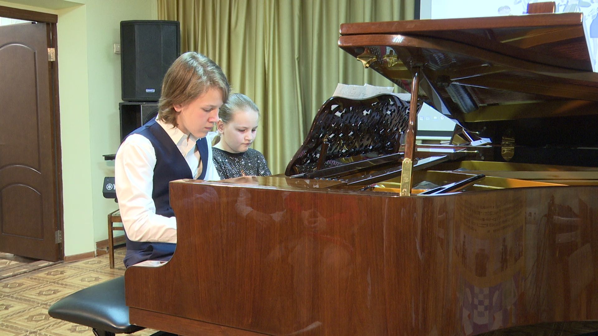 реутов, образование, музыка, концерт, семейный концерт,
