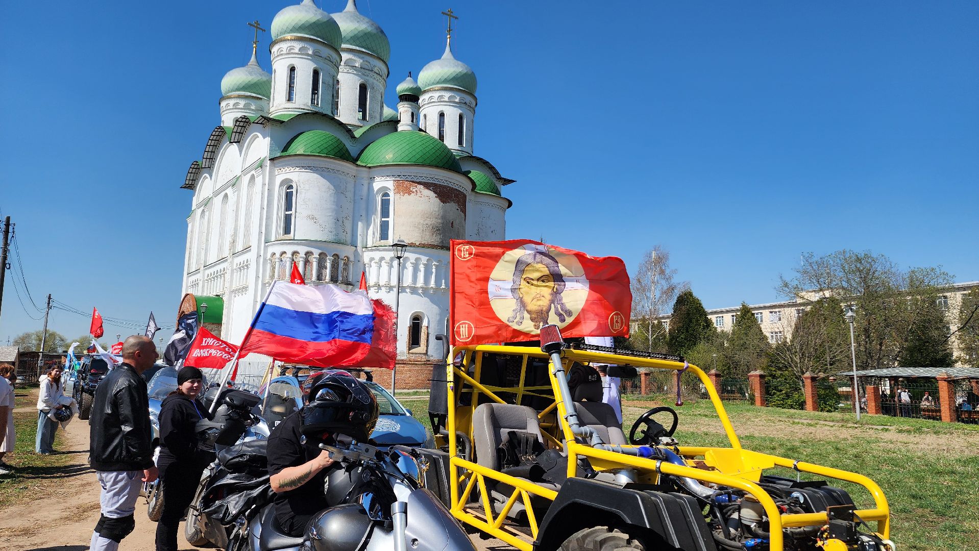 культура, трандиции, пасха, воскресенк, домодедово, подмосковье,  крестный ход, мотопробег, автопробег,