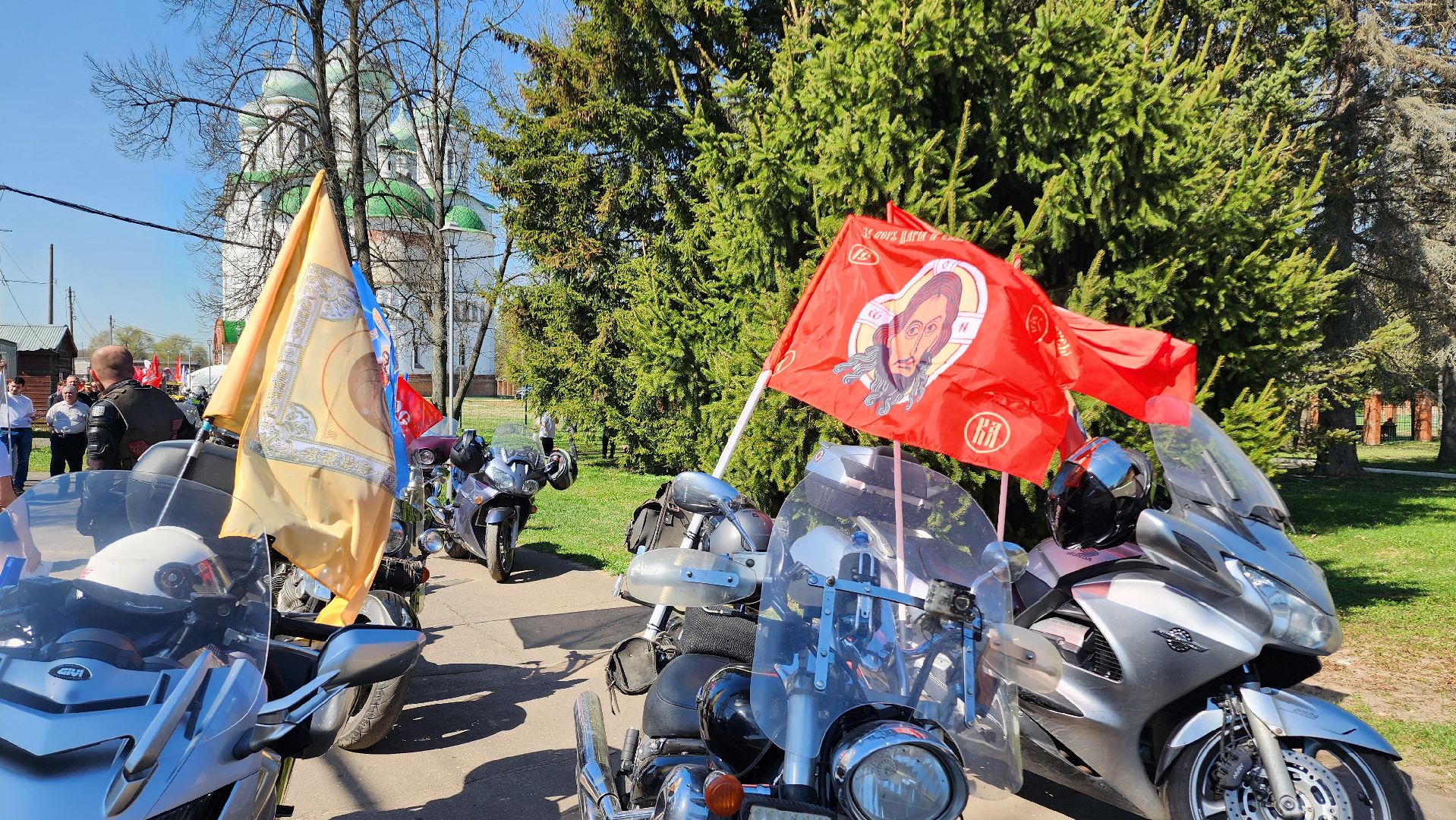 культура, трандиции, пасха, воскресенк, домодедово, подмосковье,  крестный ход, мотопробег, автопробег,