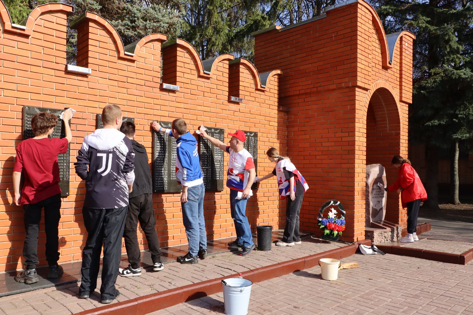 Мы за чистоту, помним, Мемориал воинам погибшим в войнах и локальных конфликтах, серебряные пруды, памятники вов,