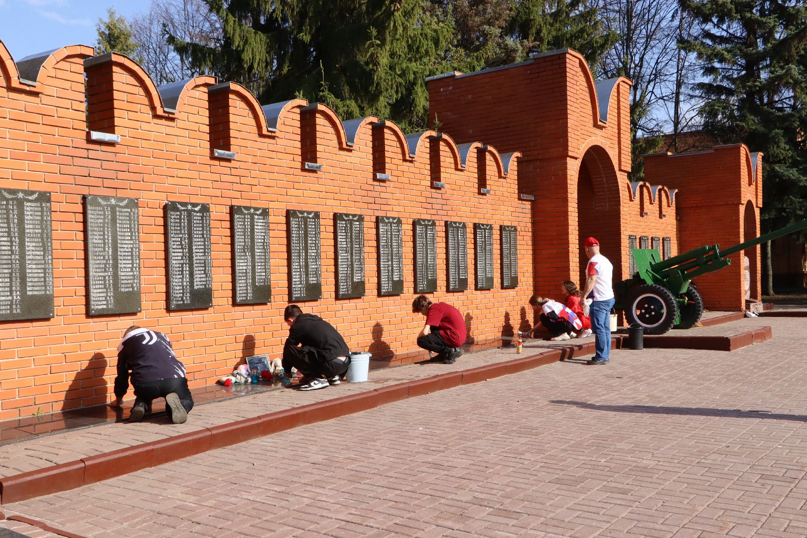 Мы за чистоту, помним, Мемориал воинам погибшим в войнах и локальных конфликтах, серебряные пруды, памятники вов,