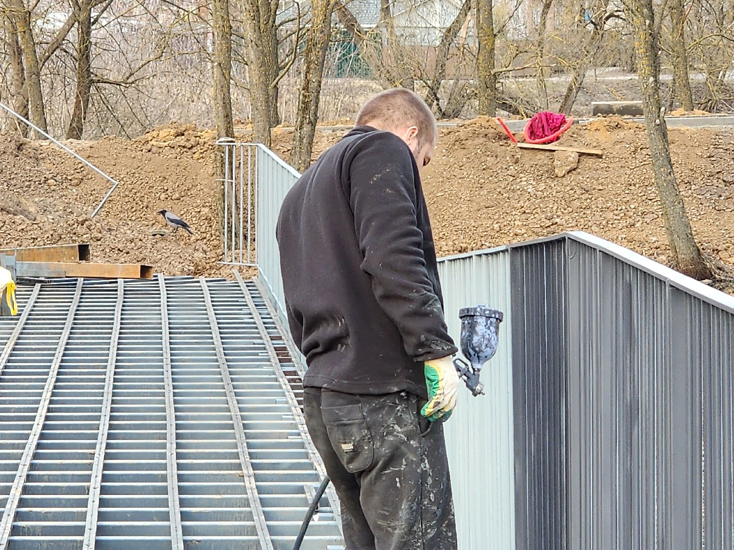 Чехов, улица Береговая, набережная реки теребенка, благоустройство, реконструкция, обновление, ограждения, заборы, строительство, покраска, госпрограмма московской области, формирование комфортной городской среды,